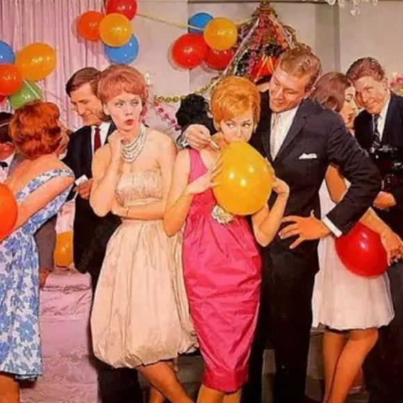 Sweaters - ✨ Sunday Funday Sale! ✨